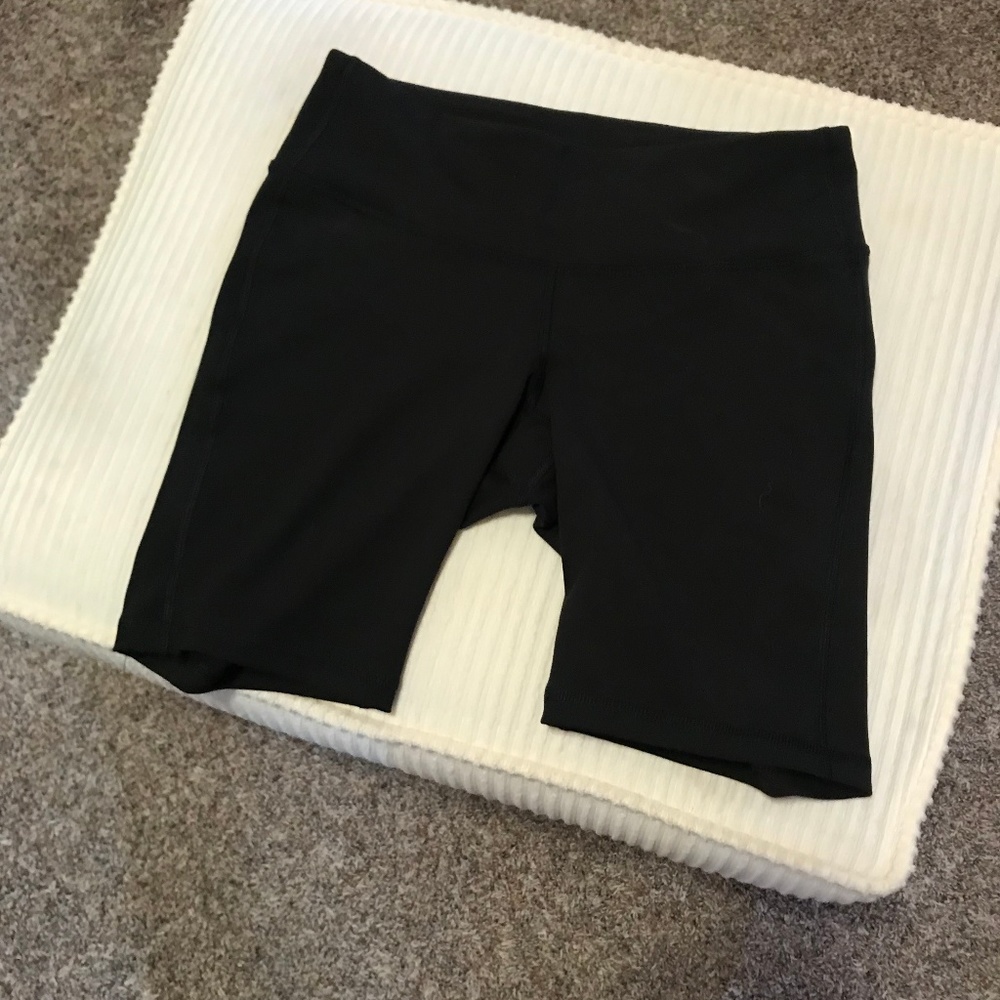 Mid-rise Athletic Shorts - Old Navy - Active - M